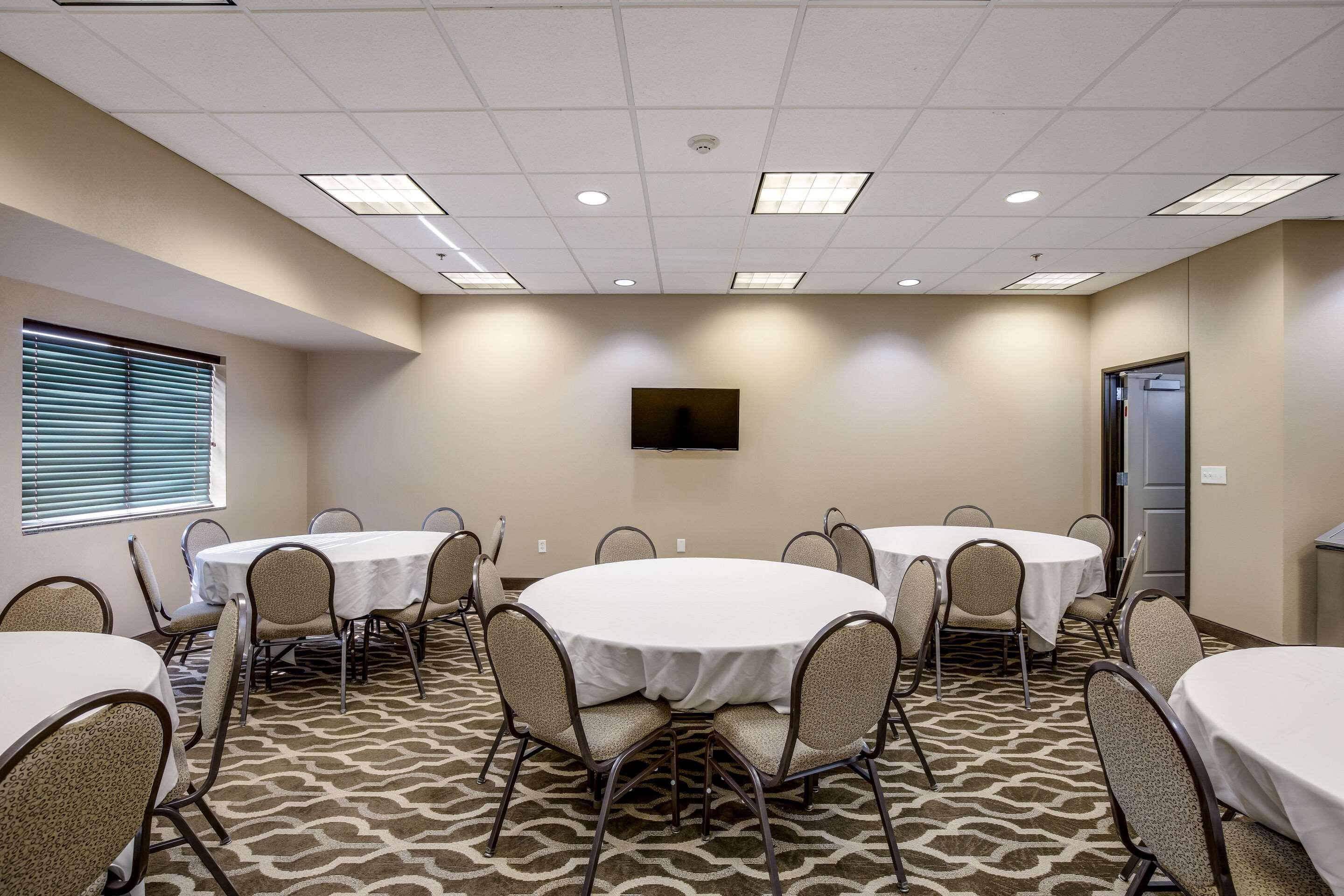 Hotel Comfort Kansas 2*