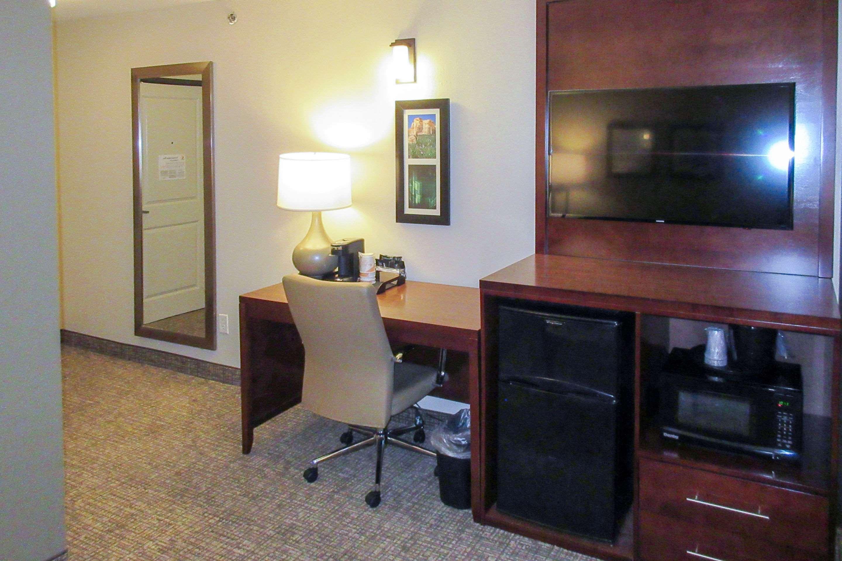 Comfort Kansas Hotel Bonner Springs