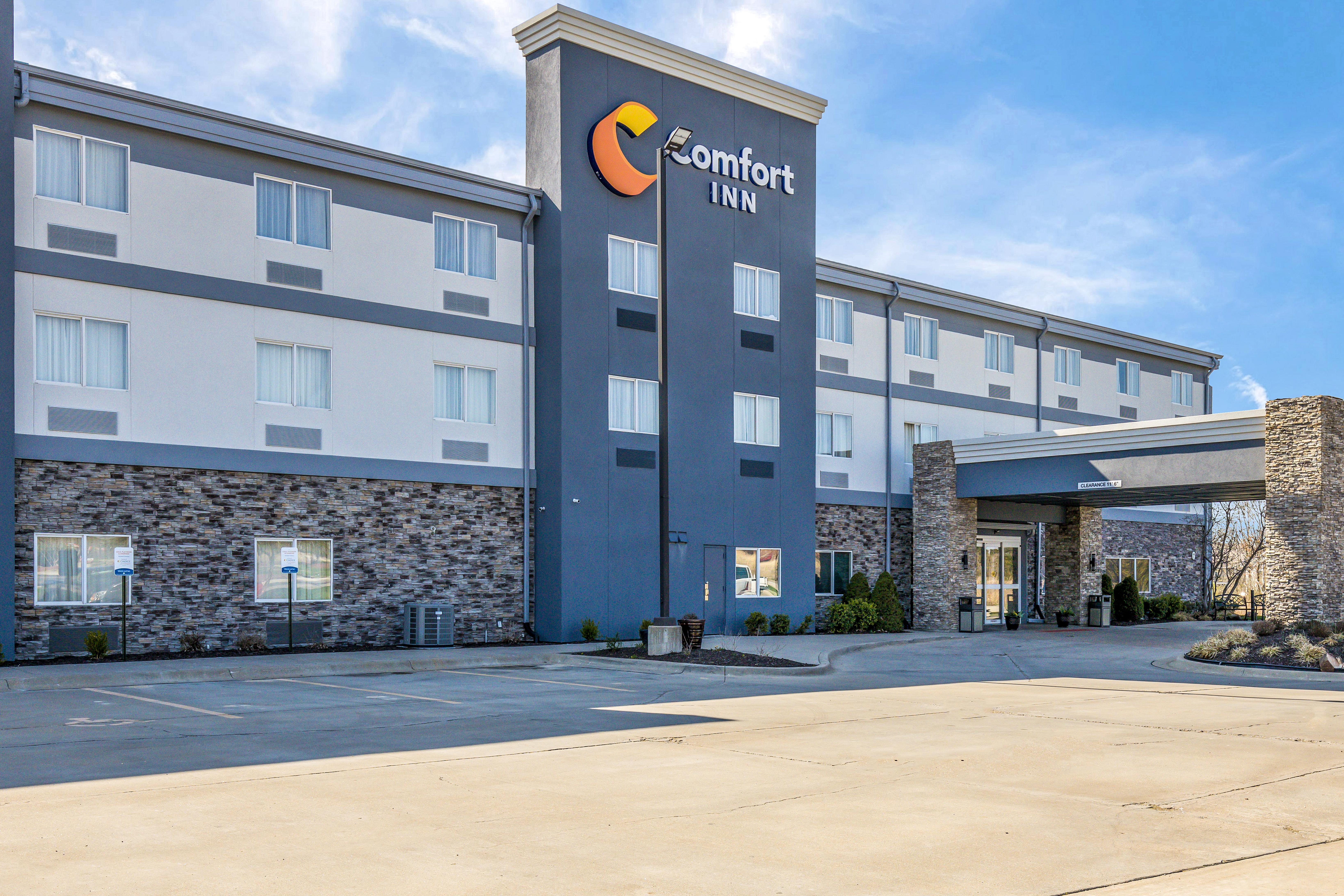 Comfort Kansas Hotel Bonner Springs